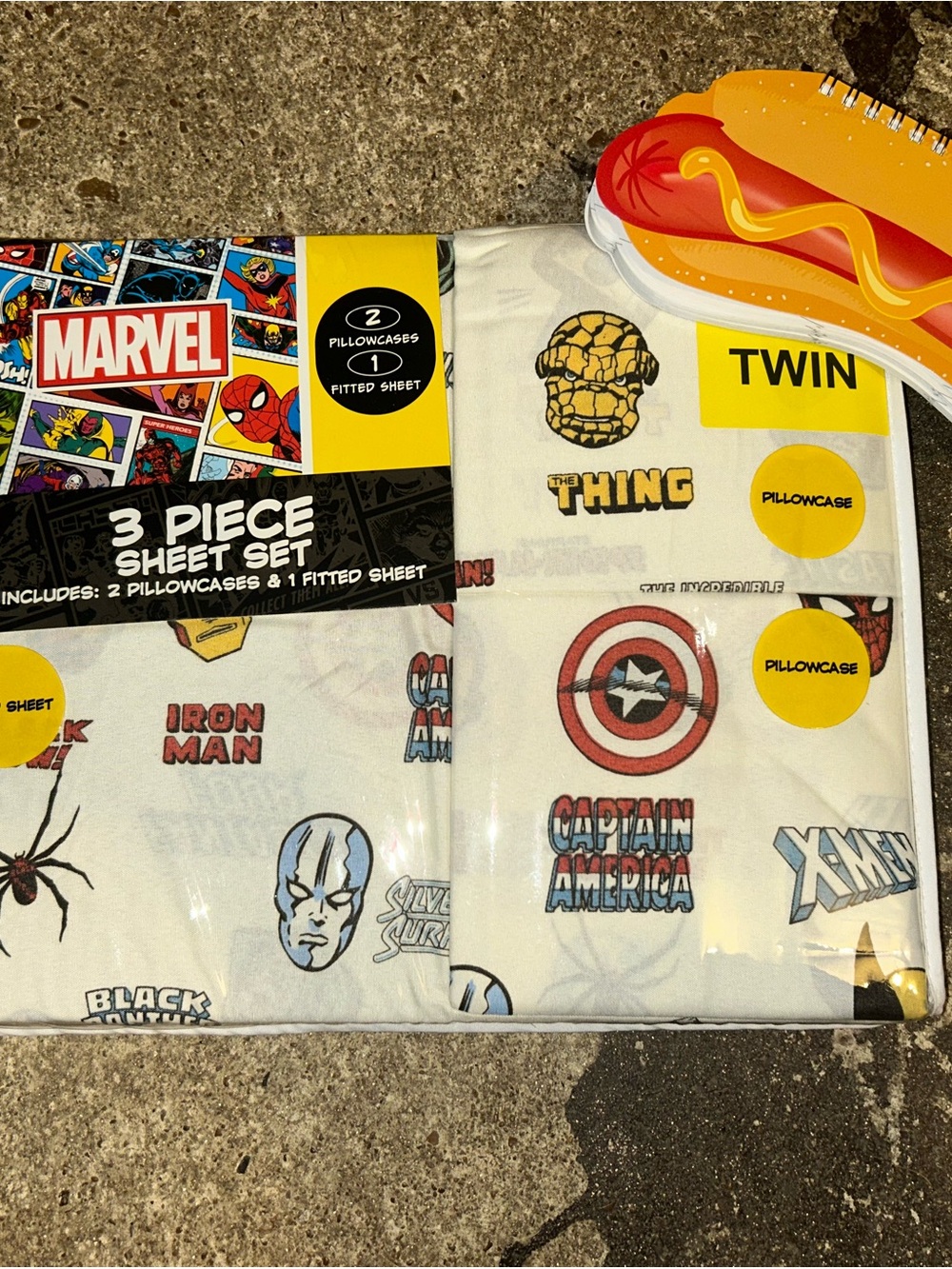 Marvel White Twin Sheet Set